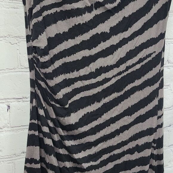 LOFT Petite Black Tiger Stripe Animal Print Gathered Waist Sleeveless Dress XSP - Picture 4 of 10